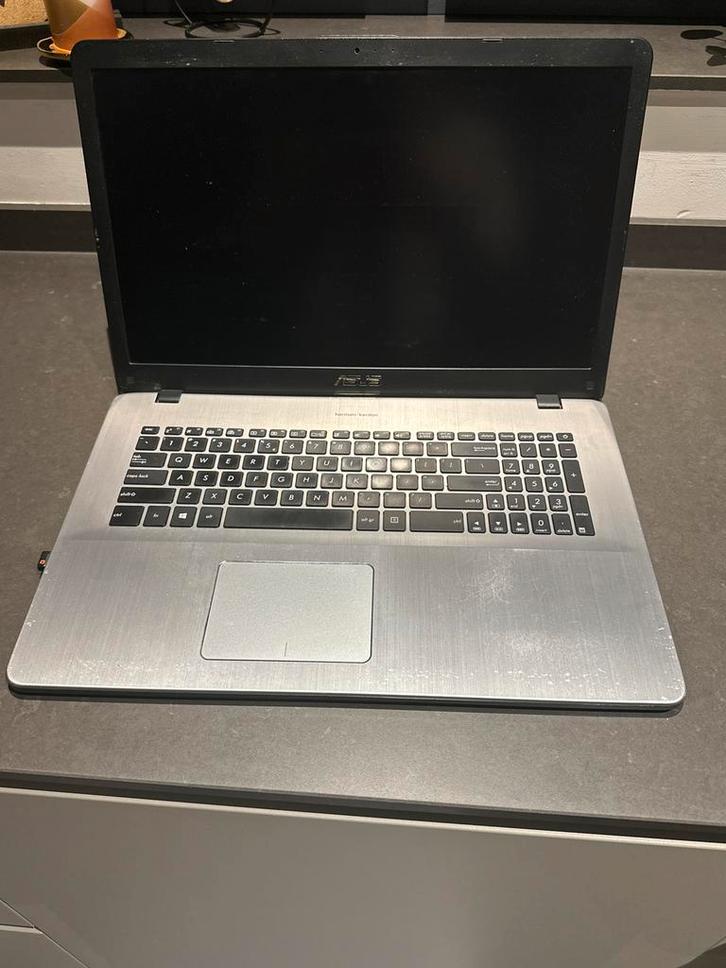 Asus Vivobook N705F - Harman Kardon Audio, Computers en Software, Windows Laptops, Gebruikt, 17 inch of meer, HDD, Onbekend, 8 GB