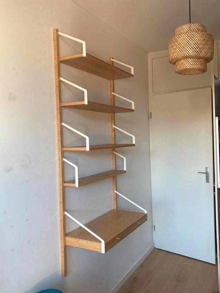 Ikea Svalnås wandbureau, Huis en Inrichting, Kasten | Stellingkasten, Zo goed als nieuw, Ophalen