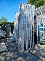 Ladder 3x10 of 3x12 sporten aluminium ladders, Doe-het-zelf en Verbouw, Ladders en Trappen, Ophalen, Zo goed als nieuw