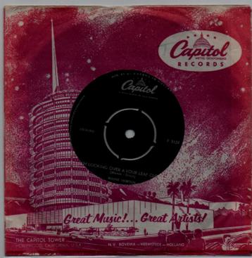 Wayne Newton- I'm looking over a 4 leaf Clover/ Dream baby beschikbaar voor biedingen