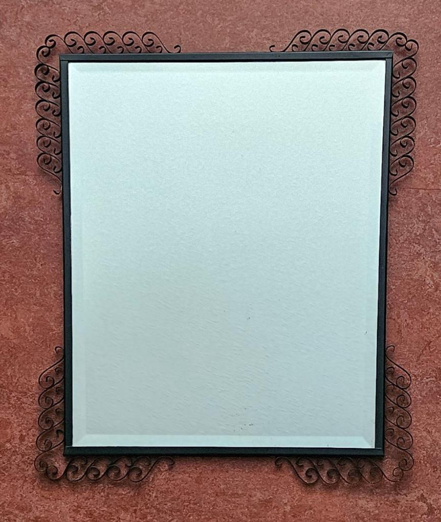 Retro spiegel met zwarte metalen randen, Minder dan 50 cm, Gebruikt, Ophalen of Verzenden, Minder dan 100 cm