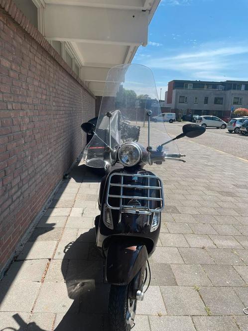 Vespa lx 50 4t 4v in onderdelen of geheel, Fietsen en Brommers, Scooters | Vespa, Gebruikt, Vespa LX, Maximaal 45 km/u, Benzine