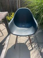 4 zwarte terras stoelen  met houten poot, Ophalen, Zo goed als nieuw, Kunststof