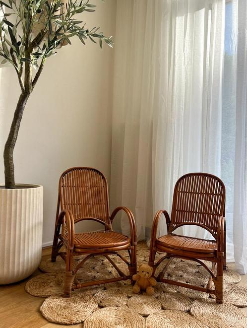 2 rotan kinderstoeltjes | vintage look, Kinderen en Baby's, Kinderstoelen, Gebruikt, Overige typen, Ophalen