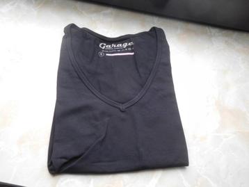 Nieuw zwart T-shirt, merk Garage, maat S,met V hals (2) beschikbaar voor biedingen