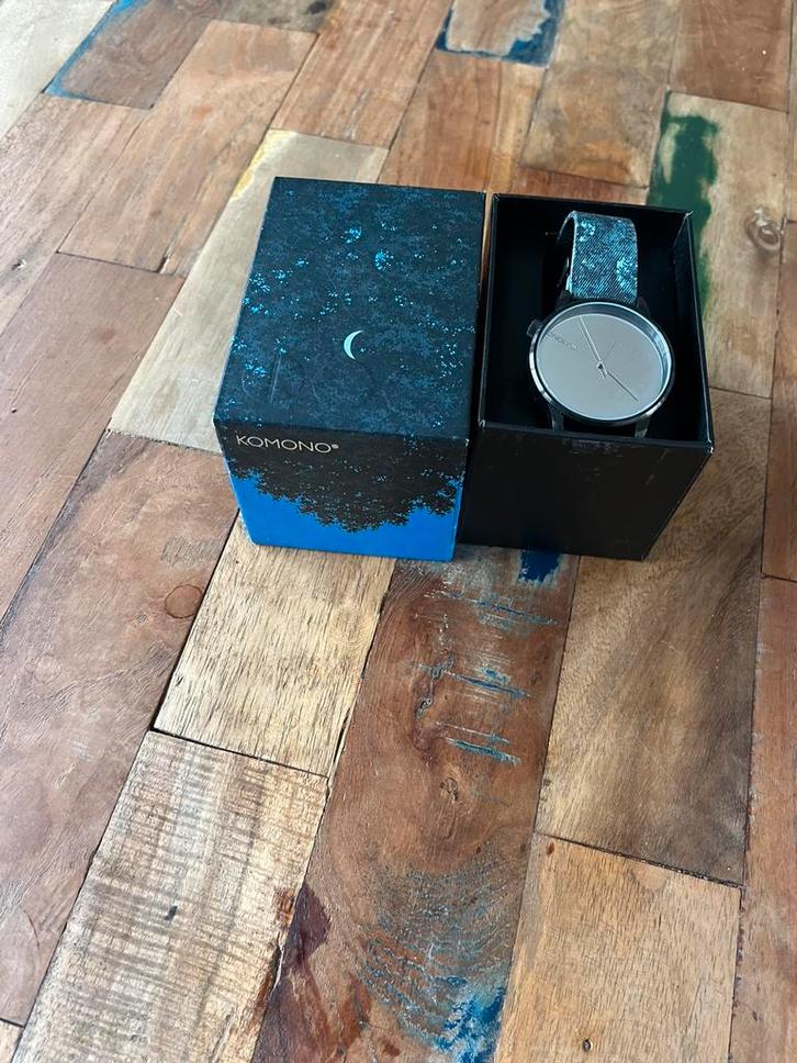 KOMONO Winston Magritte - 16 September Horloge, Sieraden, Tassen en Uiterlijk, Horloges | Heren, Zo goed als nieuw, Polshorloge