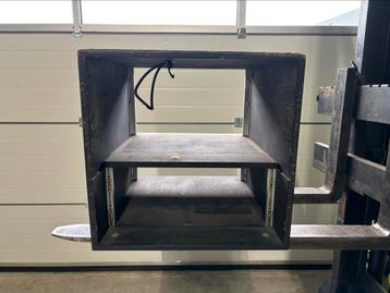 3x 19 inch binnenrack versterkerrack beschikbaar voor biedingen