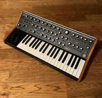 Moog Sub 37 Tribute-editie, Muziek en Instrumenten, Synthesizers, Ophalen of Verzenden, Zo goed als nieuw, Overige aantallen, Overige merken