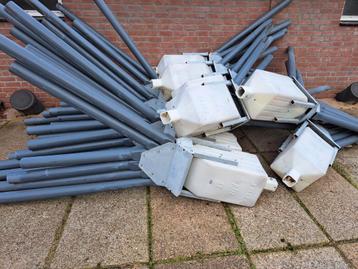 24 keer verdeelbak inclusief 6 buizen beschikbaar voor biedingen