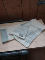 Gaastra sjaal wolwit/grijs nieuwstaat, Ophalen of Verzenden, Zo goed als nieuw, Maat 46/48 (XL) of groter, Sjaal