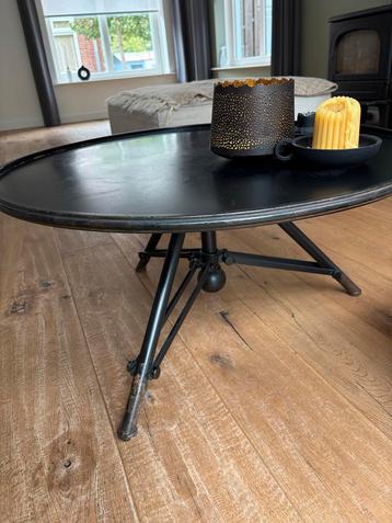 Stoere Dutchbone salontafel - Zwart - Industrieel beschikbaar voor biedingen