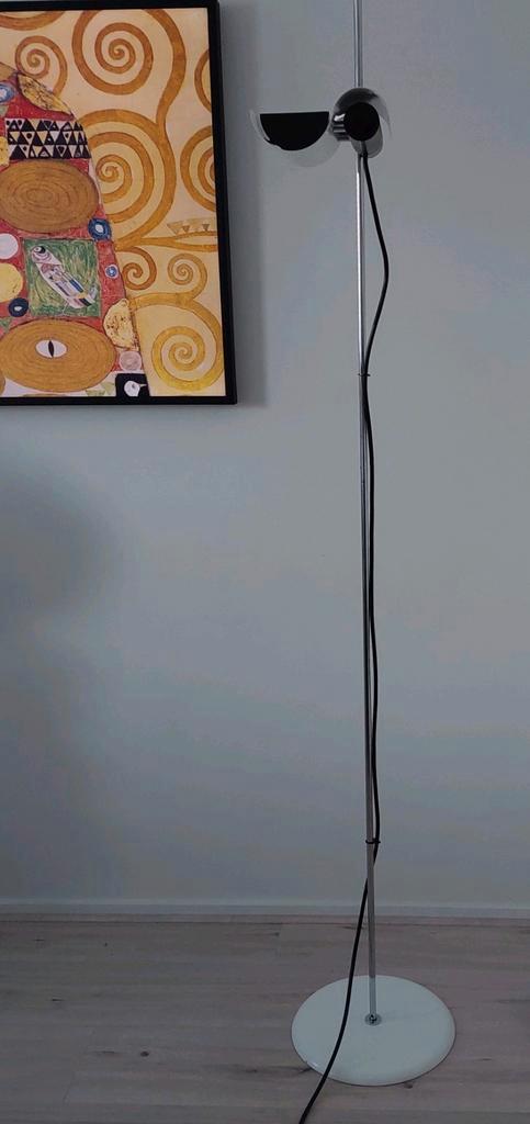 Oluce Dimm333 vloerlamp, Huis en Inrichting, Lampen | Vloerlampen, Gebruikt, 150 tot 200 cm, Kunststof, Metaal, Overige materialen