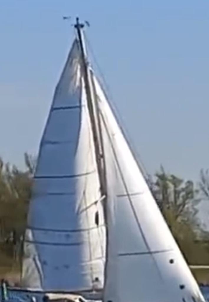 Grootzeil voor 9m jacht, Watersport en Boten, Zeilen en Zeiltoebehoren, Gebruikt, Grootzeil, 15 tot 30 m², 6 meter of meer, Ophalen