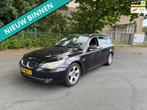 BMW 5-serie Touring 530i Executive LET OP : MOTOR LOOPT ONRE, Auto's, BMW, Achterwielaandrijving, Gebruikt, 2000 kg, Leder en Stof