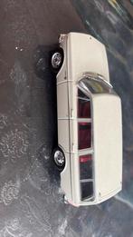 Volvo Collection 1:43 Volvo 145 Estate, Hobby en Vrije tijd, Modelauto's | 1:43, Ophalen of Verzenden, Zo goed als nieuw, Auto