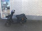 JONGE PIAGGIO ZIP SP 45KM BROM MAT BLACK  4-T BJ2022 1400KM, Fietsen en Brommers, Scooters | Piaggio, PIAGGIO, Onbekend, Onbekend