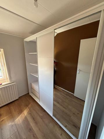 KLEDINGKAST MET TRANSPORT EN MONTAGE - afbeelding 5