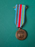 Medaille miniatuur UNPROFOR, Ophalen of Verzenden, Landmacht, Nederland, Lintje, Medaille of Wings