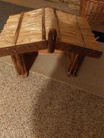 Handgemaakte kerststal met beeldjes, Diversen, Kerst, Ophalen