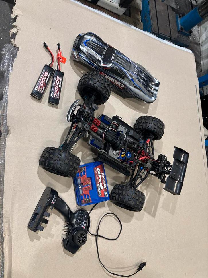 RC Auto Traxxas E-Revo VXL 1/10, Hobby en Vrije tijd, Modelbouw | Radiografisch | Auto's, Gebruikt, Auto offroad, Elektro, Schaal 1:10