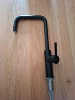 Moderne zwarte kraan, Huis en Inrichting, Keuken | Keukenelementen, Ophalen, Minder dan 50 cm, 200 cm of meer, Zwart