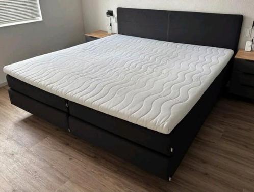 Auping XL King Size boxspring 200x200 helemaal als nieuw, Huis en Inrichting, Slaapkamer | Boxsprings, Zo goed als nieuw, Overige maten