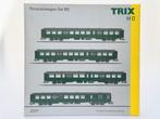 6 NMBS M2 rijtuigen (Trix 23221 en 23222) met verlichting, Gelijkstroom, Trix, Wagon, Ophalen of Verzenden