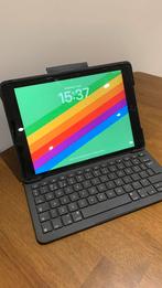 iPad 9e generatie – 64GB – WiFi – Logitech Slim Folio, Computers en Software, Apple iPads, 10 inch, Zo goed als nieuw, Verzenden