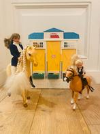 Barbie Paardenmanege Compleet met Paarden & Barbies, Ophalen of Verzenden, Gebruikt, Barbie