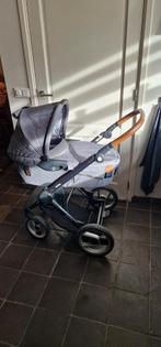 Luxe Mutsy Evo kinderwagen met regenkap. Verstelbaar, Kinderen en Baby's, Kinderwagens en Combinaties, Kinderwagen, Gebruikt, Verstelbare duwstang