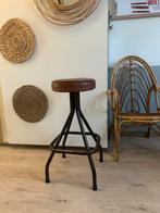 Vintage Industriële Barkruk, Gebruikt, Met voetsteun, 60 tot 90 cm, Ophalen of Verzenden