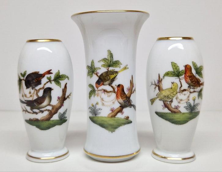 Drie Herend miniatuur vaasjes Rothschild Bird decor., Antiek en Kunst, Antiek | Porselein, Ophalen of Verzenden