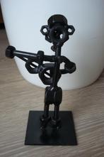 Nieuw kunstwerk gemaakt van bouten en moeren bouten mannetje, Antiek en Kunst, Kunst | Beelden en Houtsnijwerken, Ophalen of Verzenden
