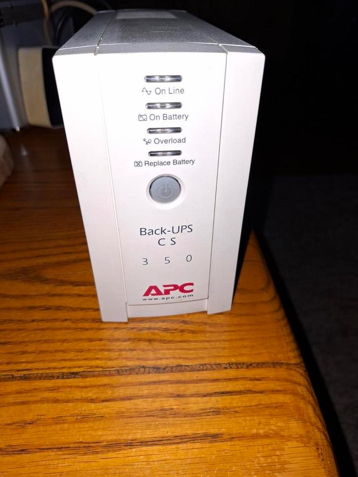APC Back-UPS CS 350 - Noodstroomvoorziening, Computers en Software, Noodvoedingen (UPS), Gebruikt, Ophalen of Verzenden