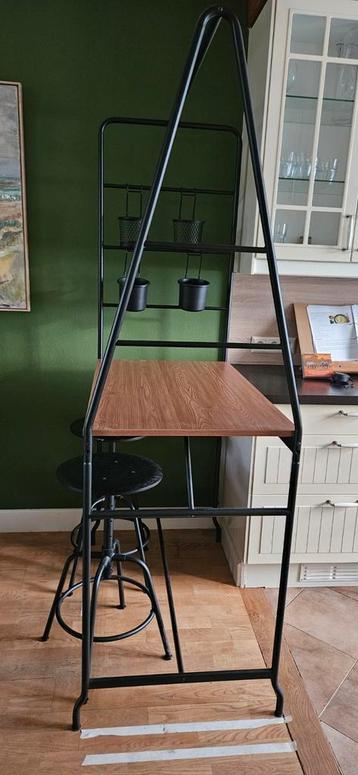 Haverud bartafel Ikea met 2 barkrukken beschikbaar voor biedingen