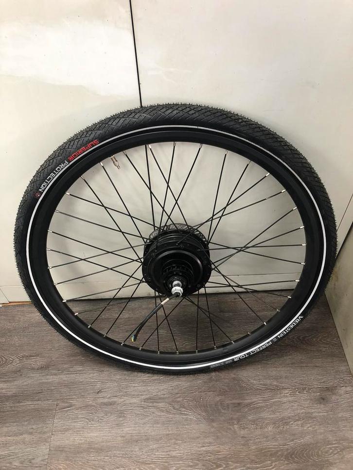 Nieuwe bafang achterwiel motor voor riem aandrijving, Fietsen en Brommers, Fietsonderdelen, Zo goed als nieuw, Algemeen, Wiel