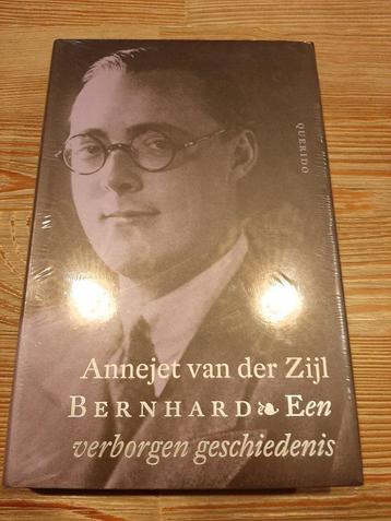 Bernhard - Een verborgen geschiedenis - nieuw in verpakking beschikbaar voor biedingen