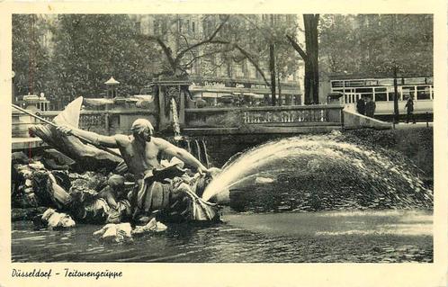 (381-418-035) Dusseldorf Teitonengruppe, Verzamelen, Ansichtkaarten | Buitenland, Duitsland, Verzenden