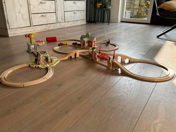 Houten Treinbaan Brio & IKEA beschikbaar voor biedingen