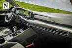 Volkswagen Golf 1.5 TSI Life | NAP | CarPlay | DAB+, Voorwielaandrijving, 4 cilinders, Met garantie (alle), Wit