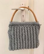 Superleuk gebreide tas, handmade, Sieraden, Tassen en Uiterlijk, Tassen | Damestassen, Ophalen of Verzenden, Zo goed als nieuw
