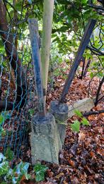 4 betonpoeren GRATIS, Tuin en Terras, Palen, Balken en Planken, Ophalen, Gebruikt, Minder dan 180 cm, Palen