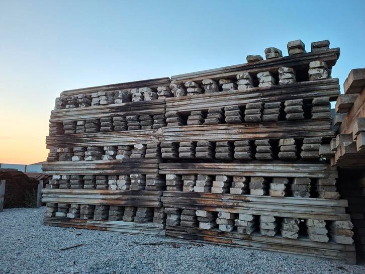 Damwand | beschoeiing | betonnen damwand | betonplanken, Tuin en Terras, Palen, Balken en Planken, Gebruikt, Ophalen of Verzenden