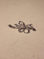 antieke zilveren broches met markasietjes, Verzenden, Zilver, Broche, Met edelsteen