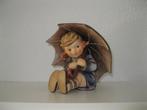 Hummel 152/b Geborgen Madchen umbrella girl 13 cm, Verzamelen, Verzenden, Zo goed als nieuw, Hummel