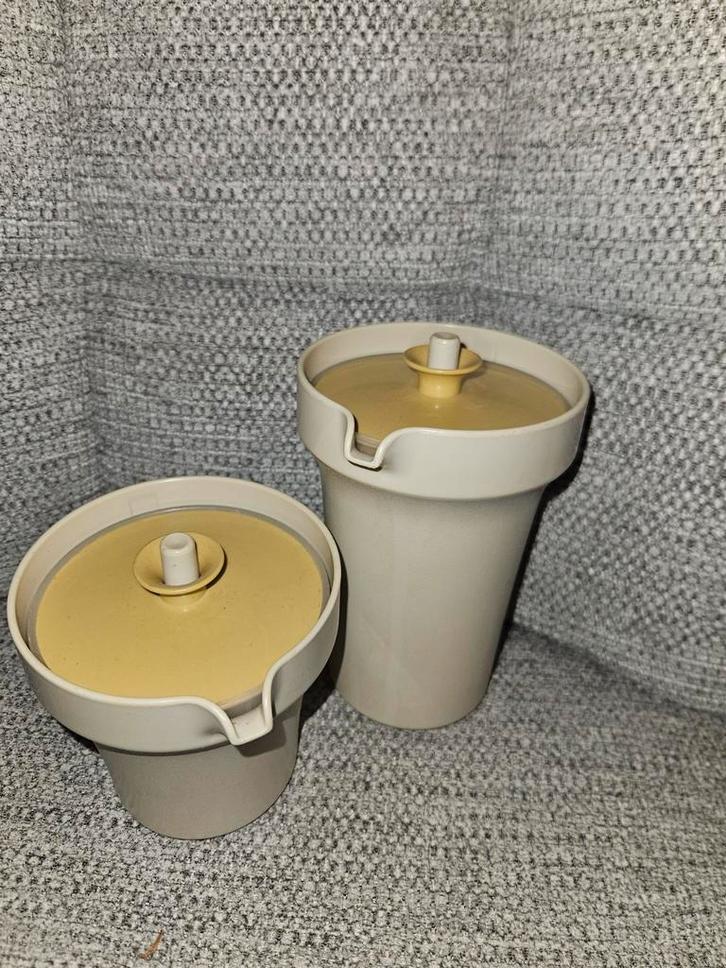 Vintage Tupperware Melk & Suiker Set - Geel Deksel, Huis en Inrichting, Keuken | Keukenbenodigdheden, Ophalen of Verzenden