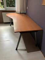 Bureau - Verstelbaar, 2m breed, Ophalen, In hoogte verstelbaar, Gebruikt, Bureau