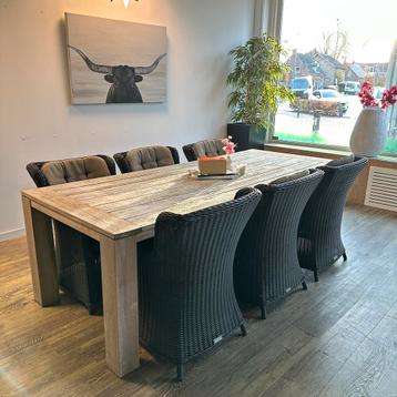 Rough Tuinset – Teak Tuintafel + 6 stoelen / TWV €1950,- beschikbaar voor biedingen