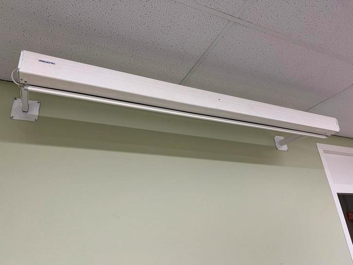 Projecta Rollerprojectiescherm - Elektrisch, Audio, Tv en Foto, Projectieschermen, Zo goed als nieuw, Elektrisch, Ophalen