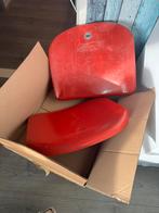 Ajax Amsterdam Arena stoeltjes rood, Huis en Inrichting, Stoelen, Ophalen of Verzenden, Rood, Kunststof, Drie
